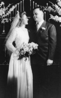 Pat and Bob Wilson on their wedding day, 1947